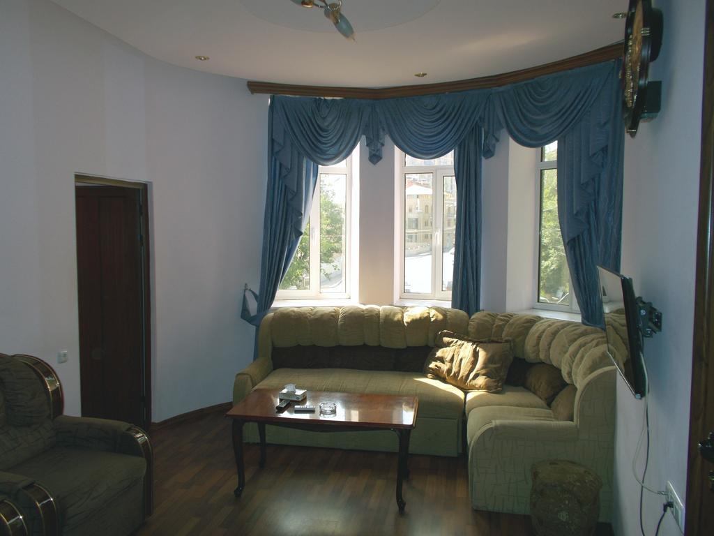 Manand Hotel Erevan Exterior foto